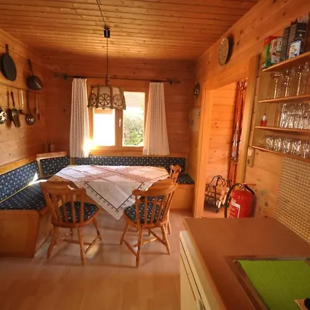 雪绒花小屋酒店