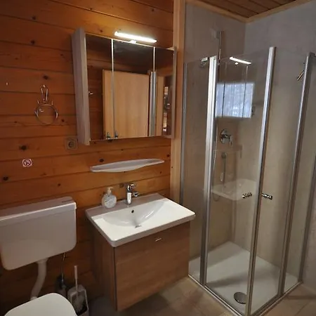 雪绒花小屋酒店
